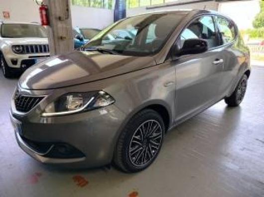 usato LANCIA Ypsilon