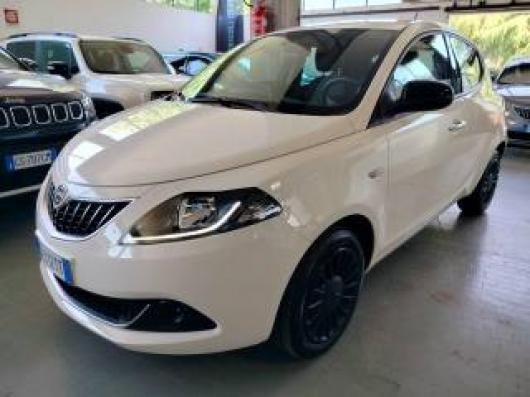 usato LANCIA Ypsilon