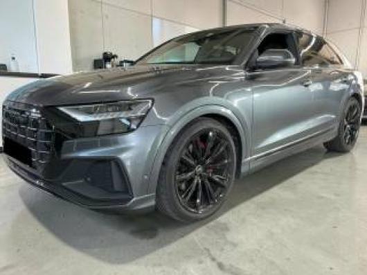 usato AUDI Q8