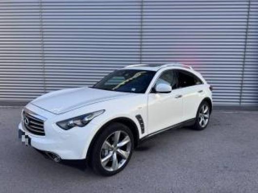QX70
