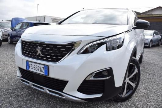 usato PEUGEOT 5008