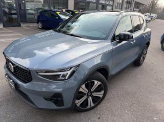 usato VOLVO XC40