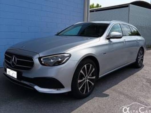 E 300