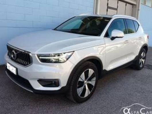 usato VOLVO XC40