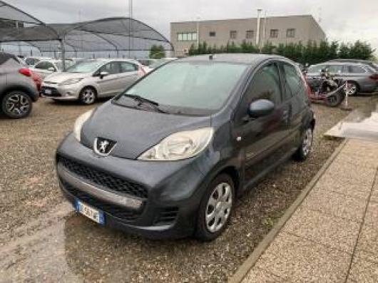 usato PEUGEOT 107