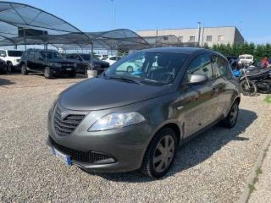 usato LANCIA Ypsilon