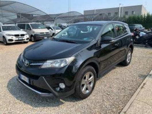 usato TOYOTA RAV 4 MY23