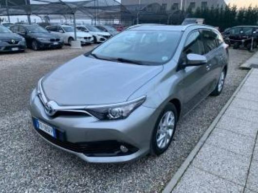usato TOYOTA Auris Touring Sports