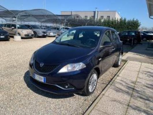 usato LANCIA Ypsilon