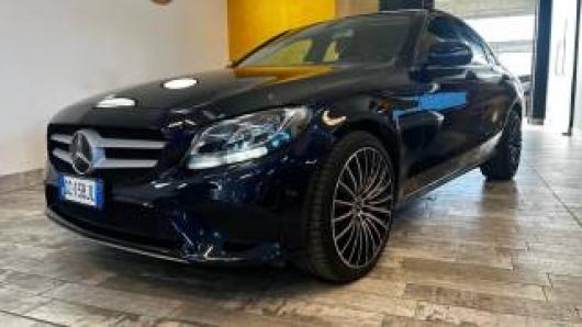 usato MERCEDES C 220