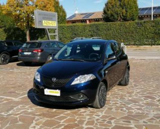 usato LANCIA Ypsilon
