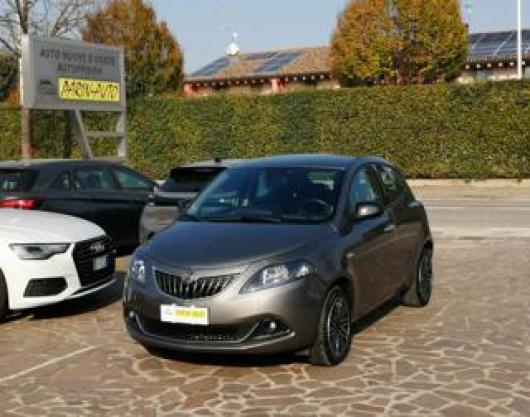 usato LANCIA Ypsilon