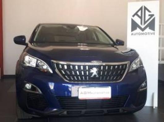 usato PEUGEOT 3008