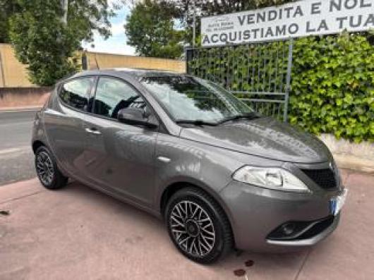 usato LANCIA Ypsilon