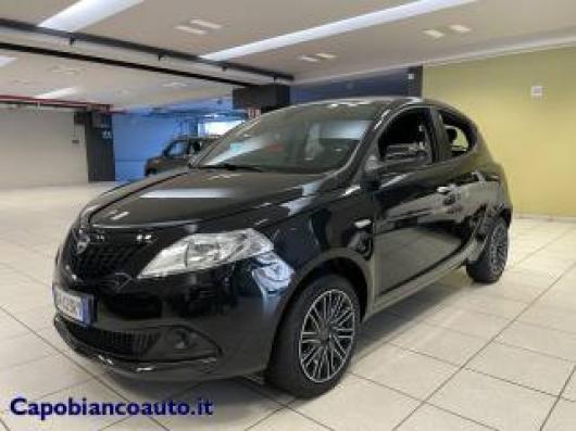 usato LANCIA Ypsilon