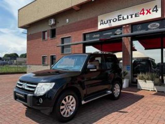 usato MITSUBISHI Pajero