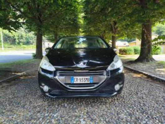 usato PEUGEOT 208