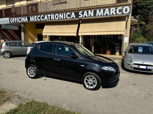 usato LANCIA Ypsilon