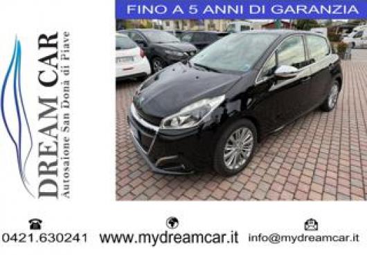 usato PEUGEOT 208