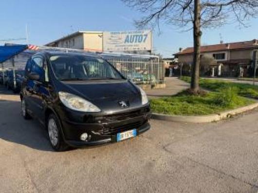 usato PEUGEOT 1007