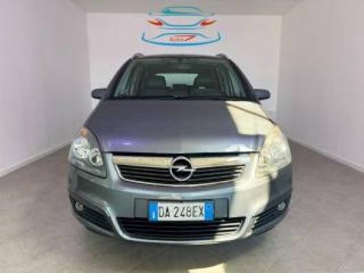 usato OPEL Zafira