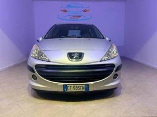 usato PEUGEOT 207