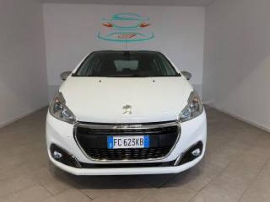 usato PEUGEOT 208