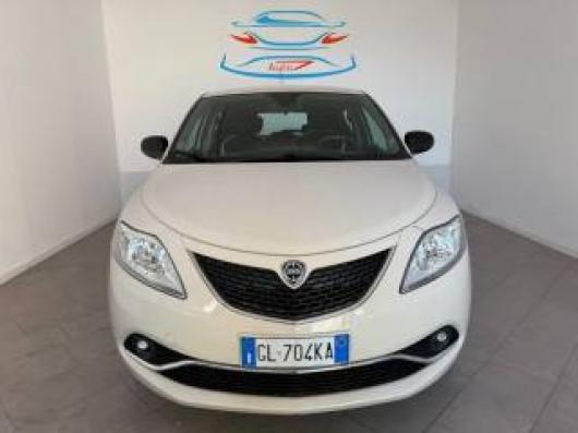 usato LANCIA Ypsilon