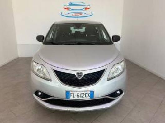 usato LANCIA Ypsilon