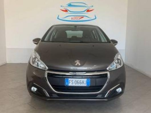 usato PEUGEOT 208