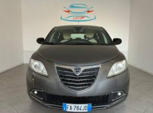 usato LANCIA Ypsilon