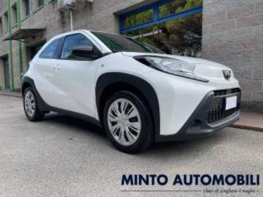 usato TOYOTA Aygo X