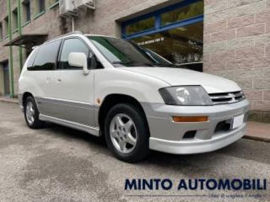 usato MITSUBISHI Space Runner