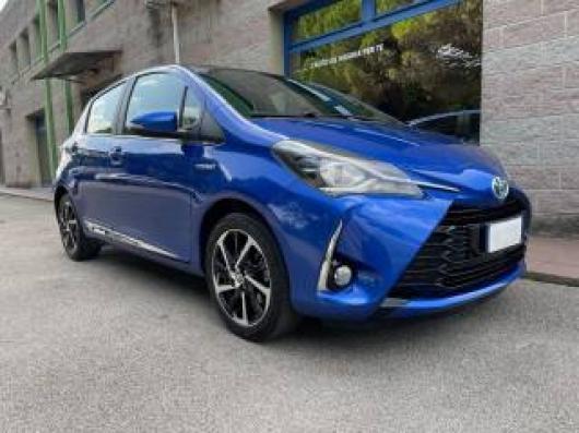 usato TOYOTA Yaris