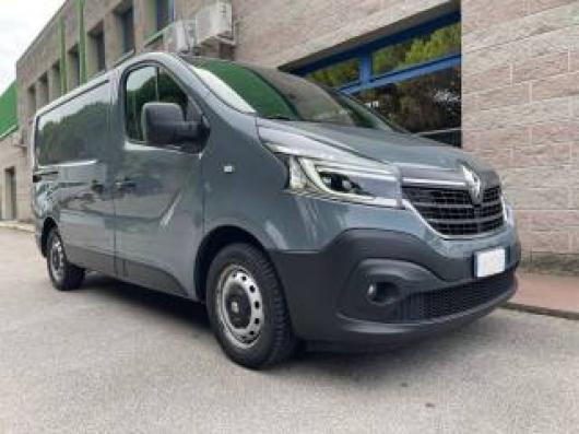 usato RENAULT Trafic