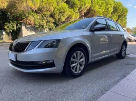 usato SKODA Octavia