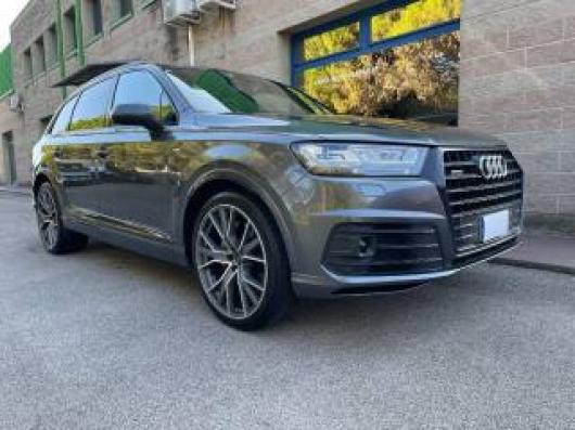 usato AUDI Q7
