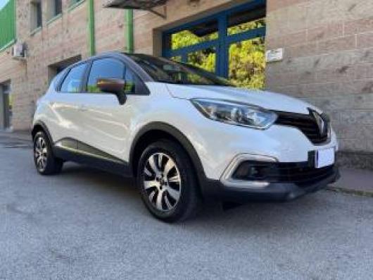 usato RENAULT Captur