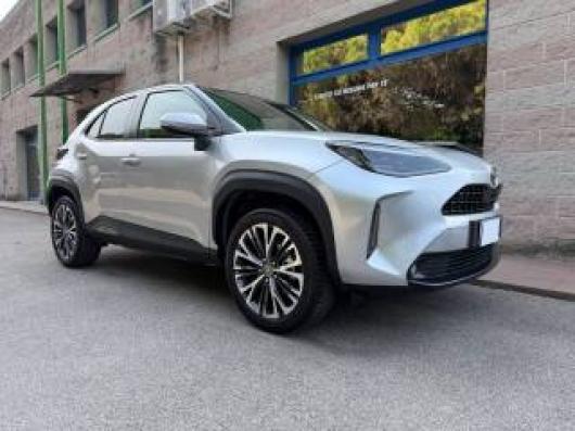 usato TOYOTA Yaris Cross