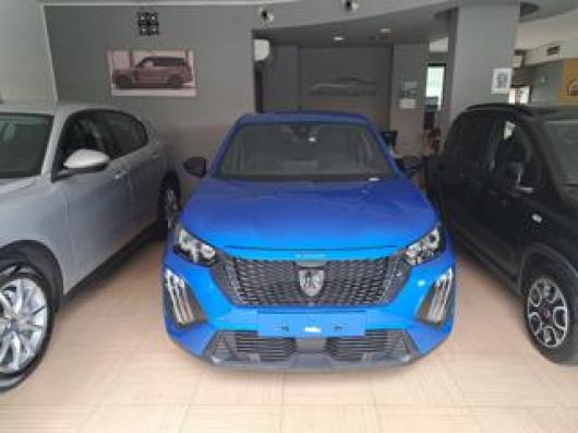 usato PEUGEOT 2008