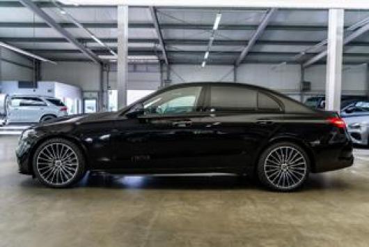 nuovo MERCEDES C 300