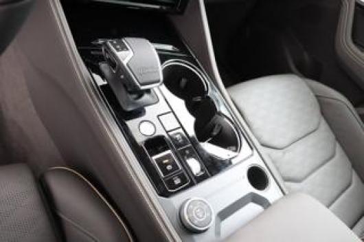 Km 0 VOLKSWAGEN Touareg