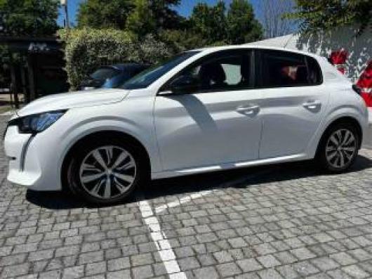 usato PEUGEOT 208