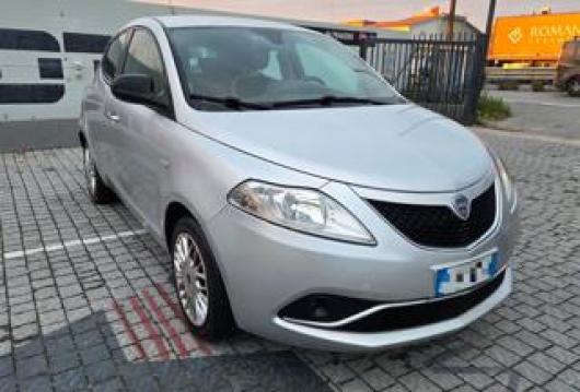 usato LANCIA Ypsilon