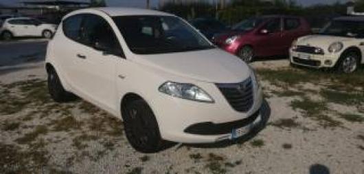usato LANCIA Ypsilon