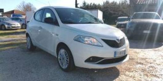usato LANCIA Ypsilon
