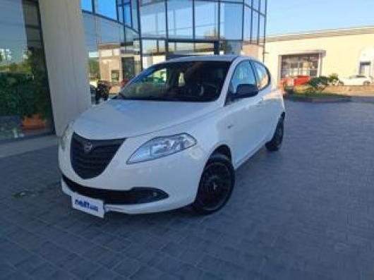 usato LANCIA Ypsilon