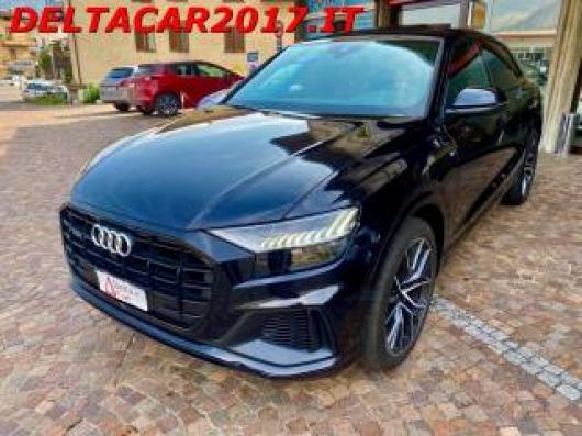 usato AUDI Q8