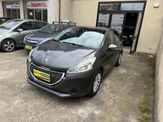 usato PEUGEOT 208