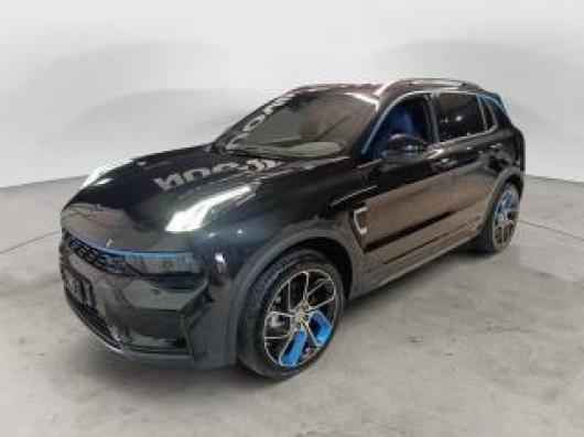 Km 0 LYNK & CO 01